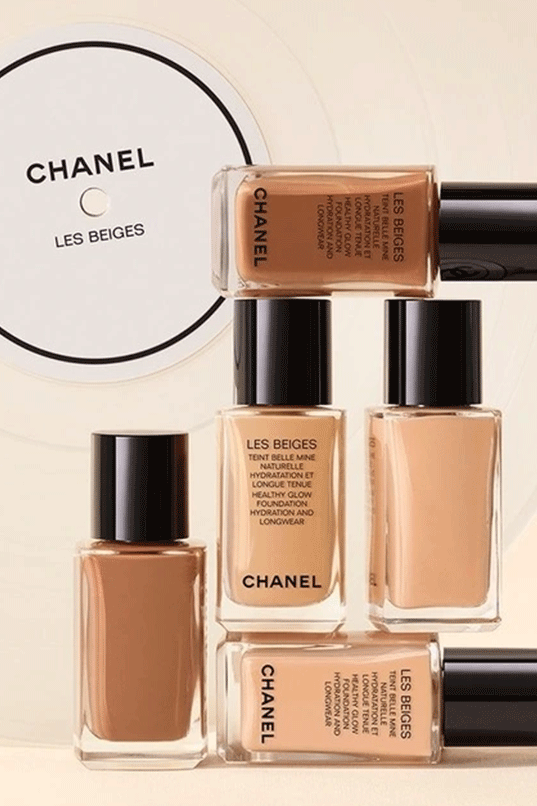 CHANEL Healthy Glow Foundation Hydration and Longwear