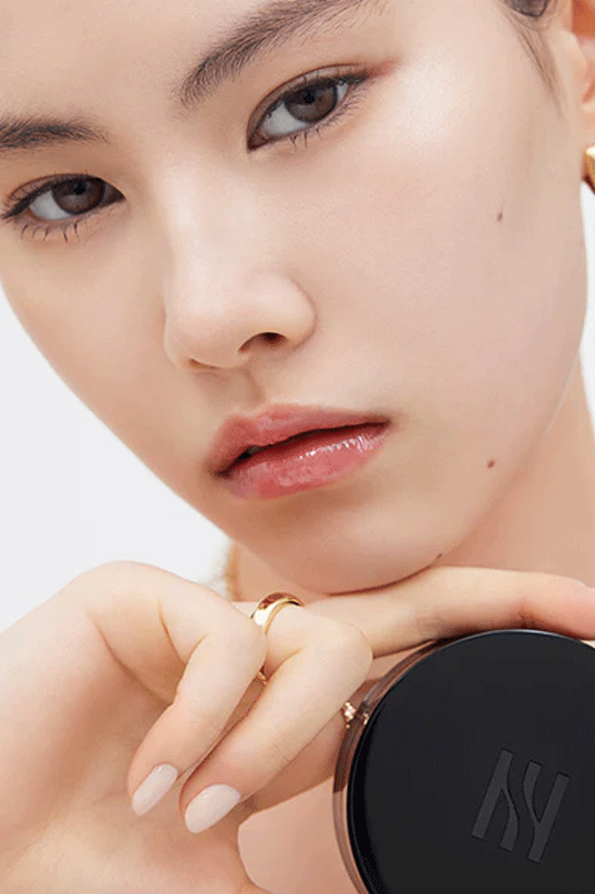 HERA Black Cushion Foundation PA++ (Pact Only)