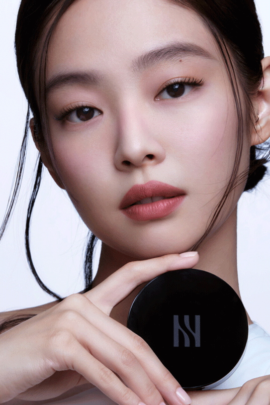 HERA Black Cushion Foundation PA++ (Pact Only)