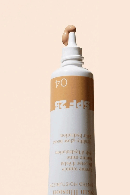Clarins Skin Illusion Tinted Moisturizer SPF25